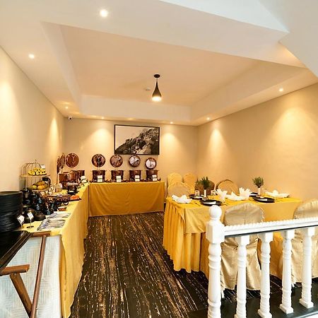 Hotel Ellbee Mussoorie Hills Exterior foto