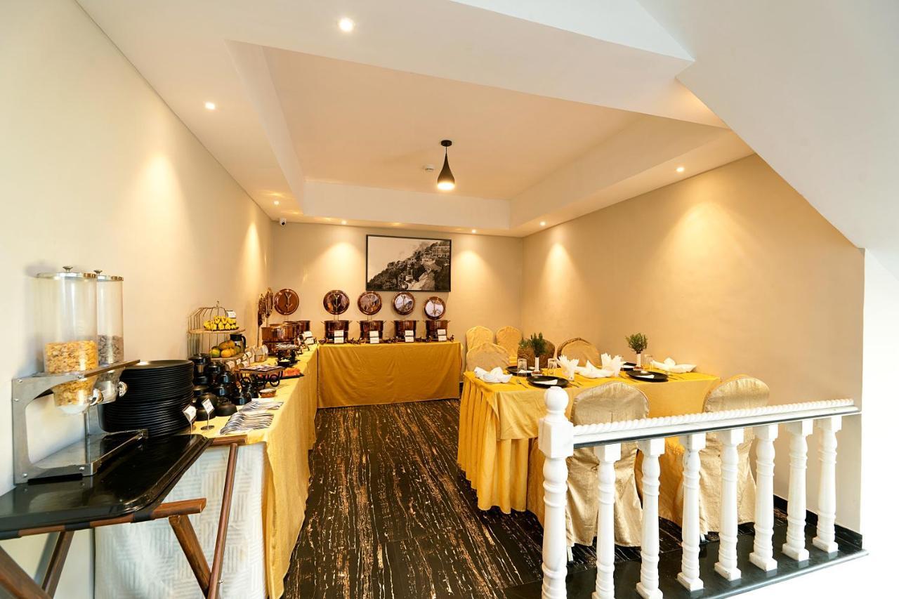 Hotel Ellbee Mussoorie Hills Exterior foto