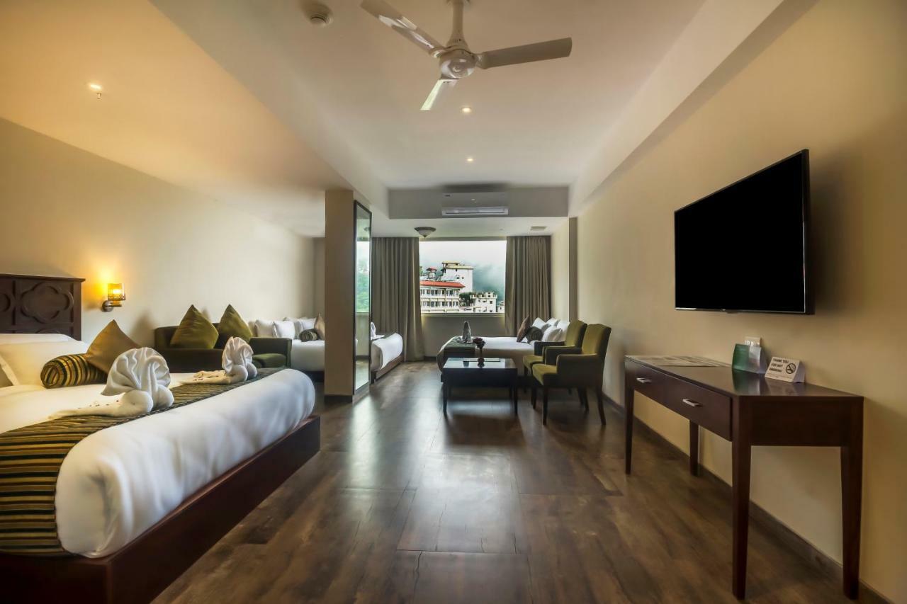 Hotel Ellbee Mussoorie Hills Exterior foto