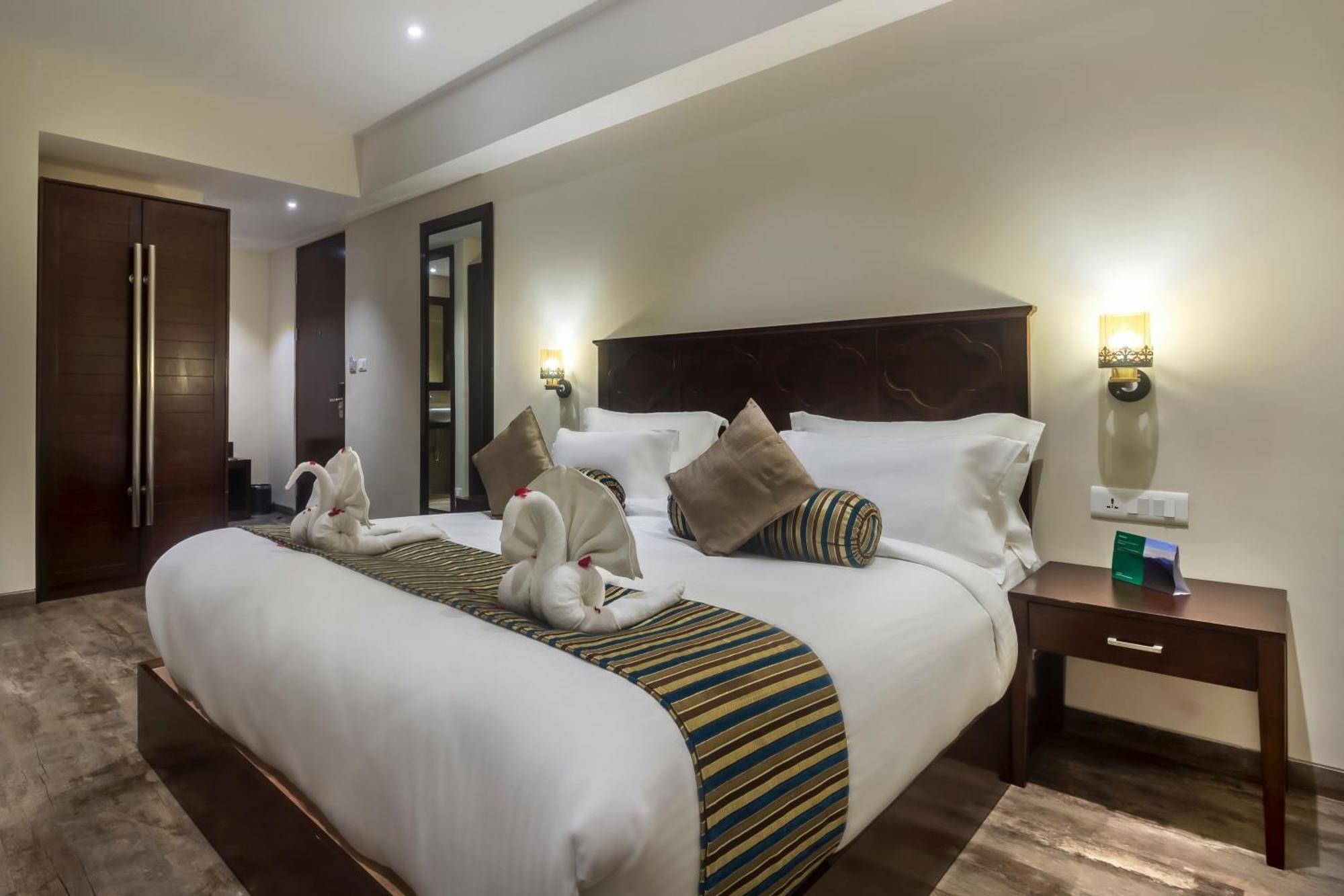 Hotel Ellbee Mussoorie Hills Exterior foto